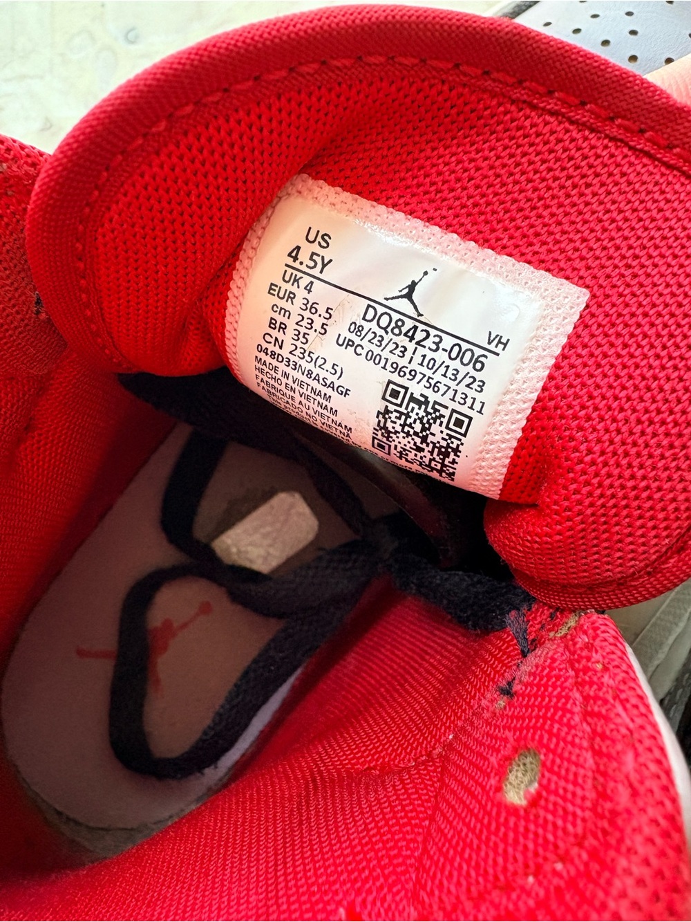 Nike Air Jordan 1 Mid “Bred Shadow” – Size 4.5Y / Women’s 6 - Picture 7 of 7